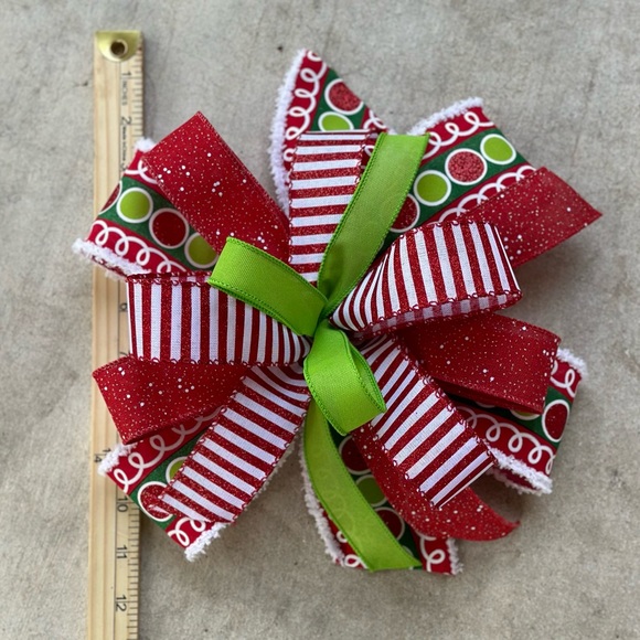 SOLD!  Whimsical red, white and green bow - Picture 1 of 2